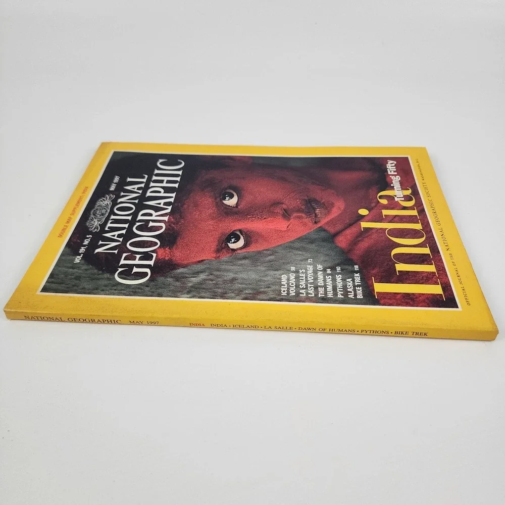 National Geographic Magazine May‎ 1997 No Insert